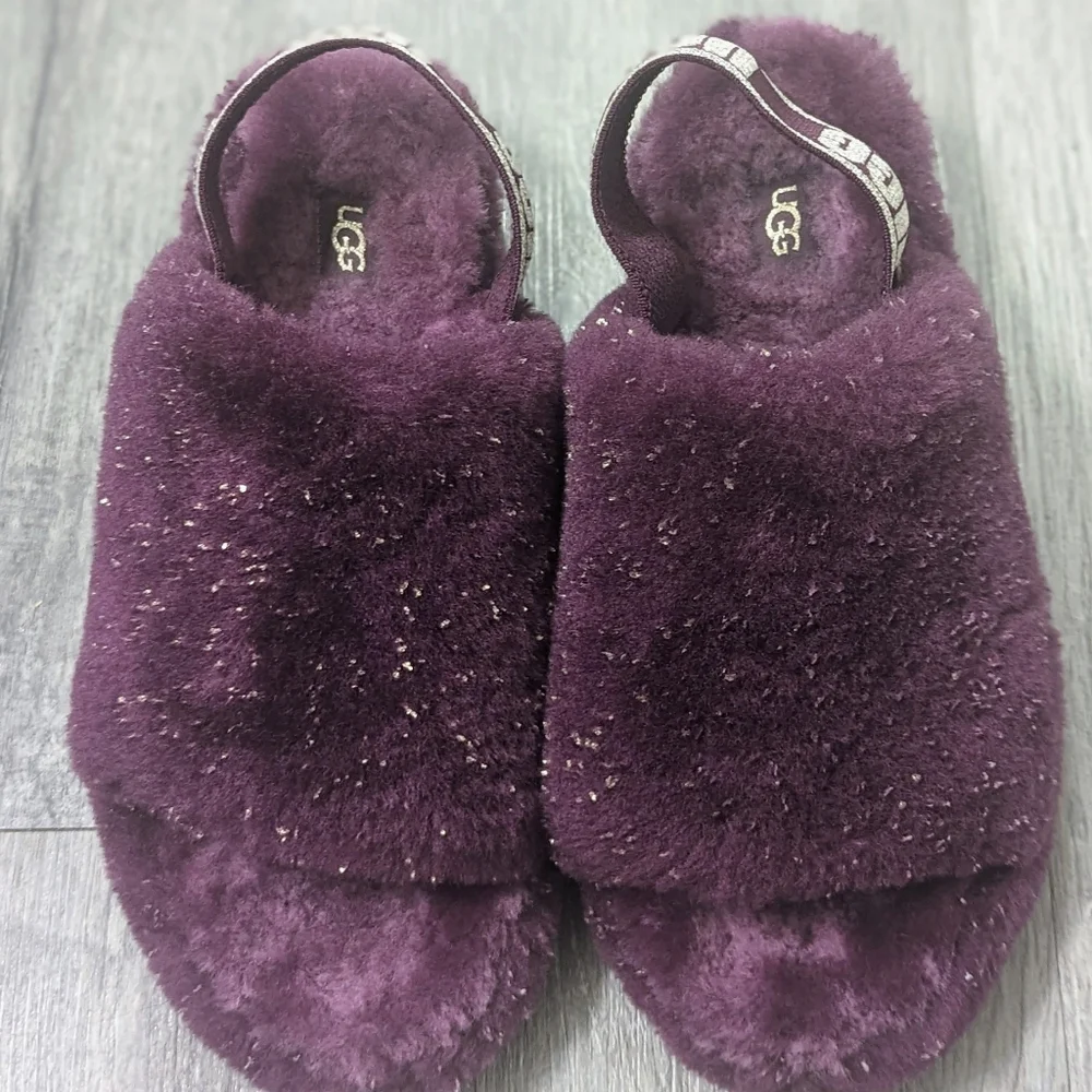 UGG Fluff Yeah Slides - Picture 2 of 6
